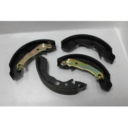 Garniture de frein pour Hyundai Excel 90-94 Scoupe 93-95 pour Mitsubishi Precis 91-94