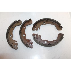 Garniture de frein pour Chevrolet, Geo, pour Isuzu, pour Pontiac de 1985 à 1989