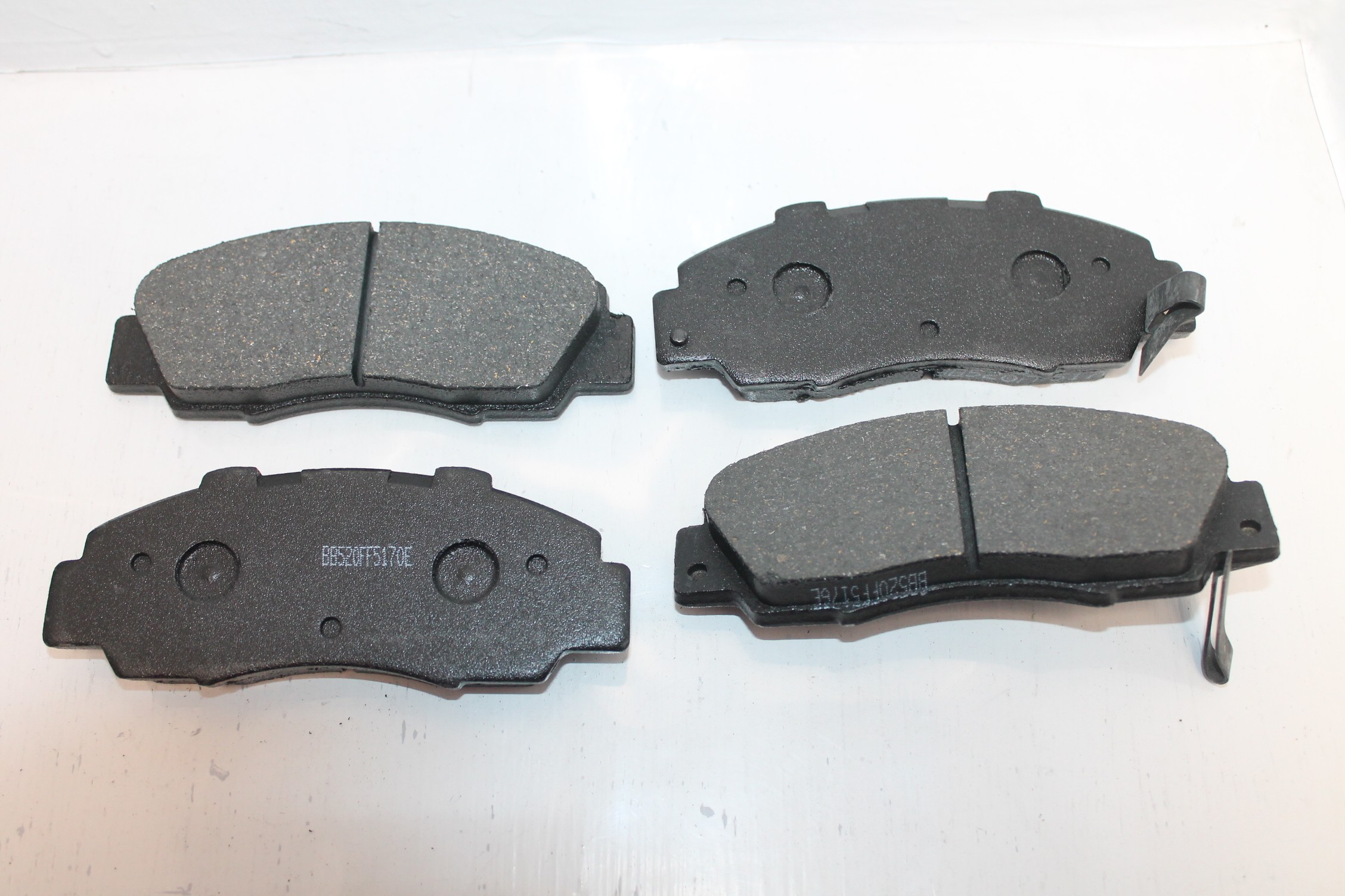 Plaquettes De Frein Avant Pour Honda XLR 125 RW (1998-2001) – Céramique, Dimensions 94x34.2x7.5 Mm