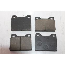 Plaquette de frein pour Volvo 140 260 264 265 et P1800