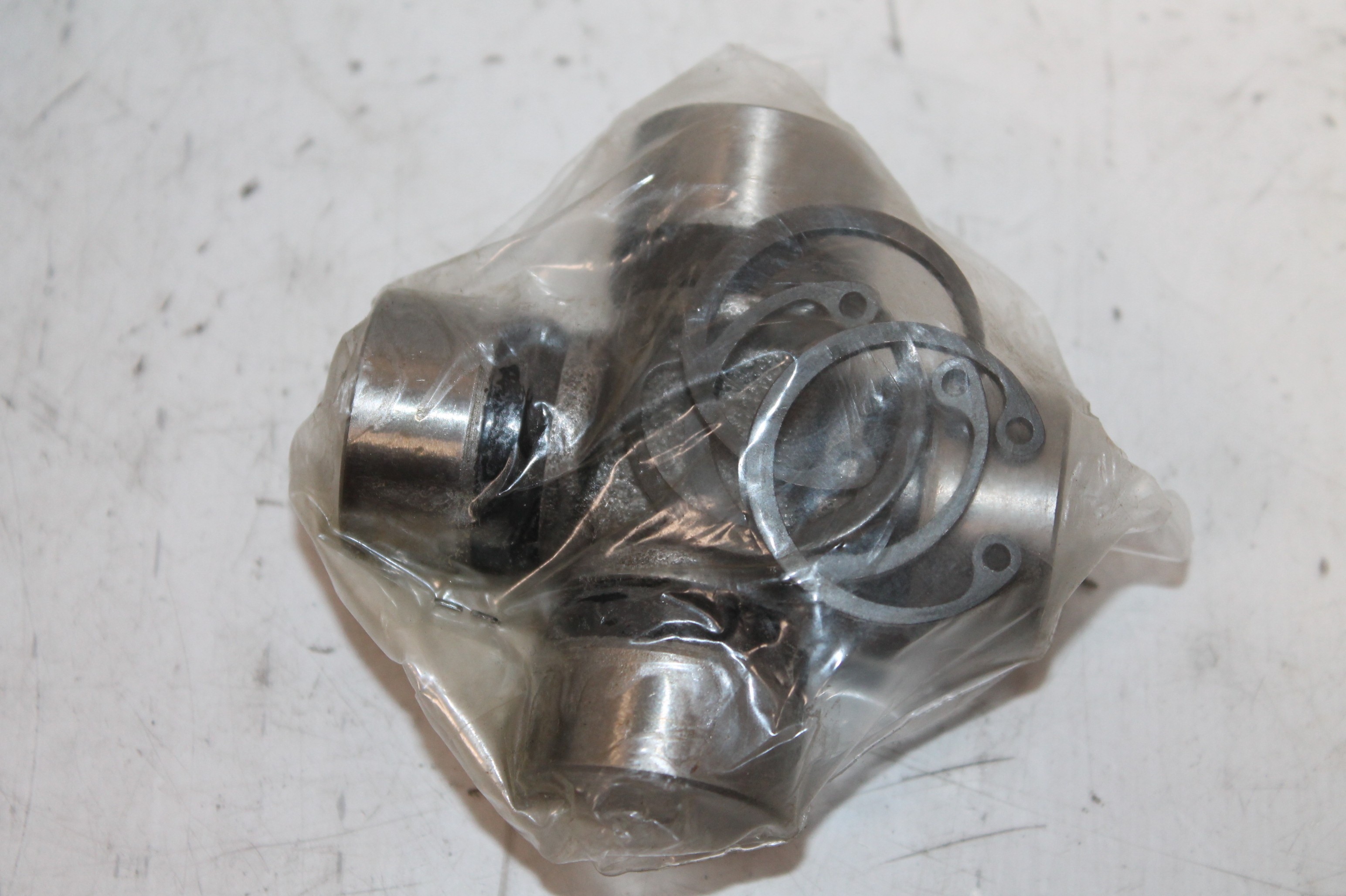 Croisillon de cardan diamètre 24mm longueur 61mm - Vintage Garage