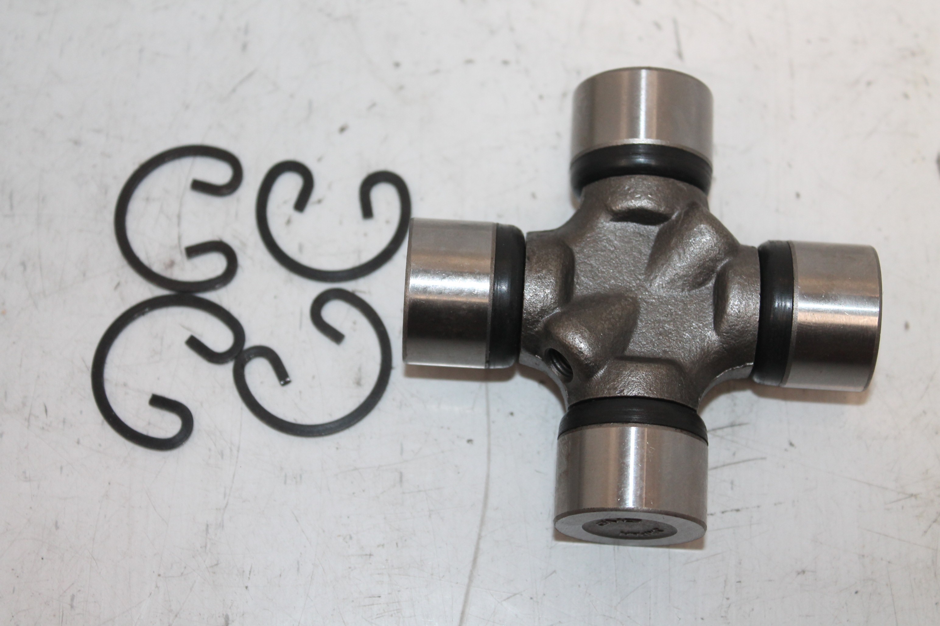 Croisillon de cardan diamètre 25mm longueur 77mm - Vintage Garage