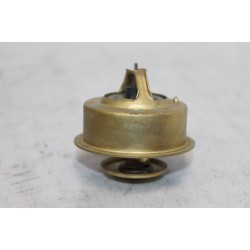 Thermostat pour Volvo 240 2,3l 80-87 340 2,0l 82-89 760 2,3l 84-92 940 2,3l 92-95