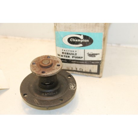 Pompe a eau ref W119 - Vintage Garage 