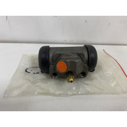 CYLINDRE DE ROUE REF CW77038